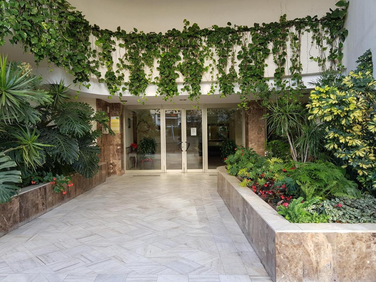 Beachfront Apartment Marbella Center エクステリア 写真